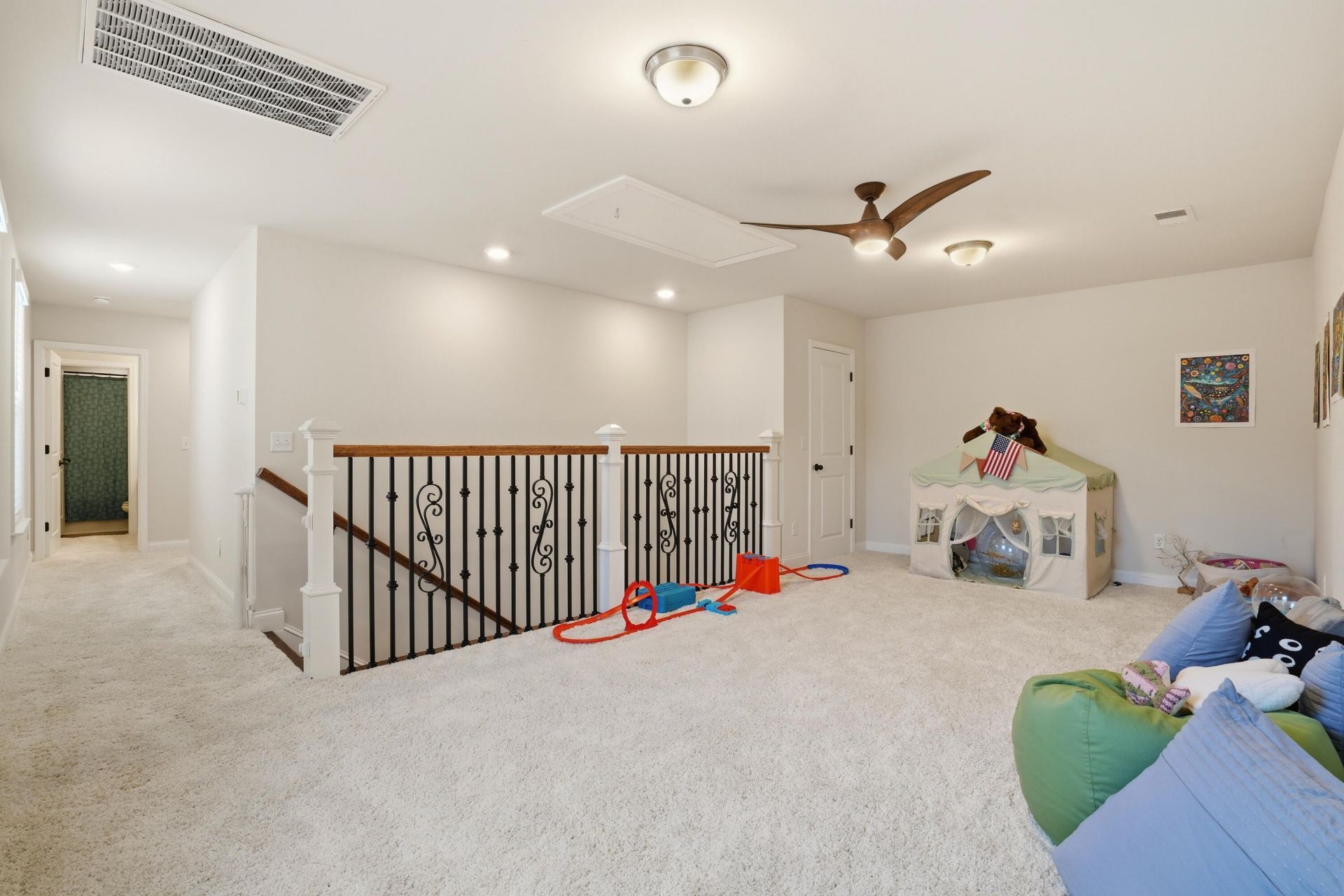 117 Angelica Avenue Photo 28