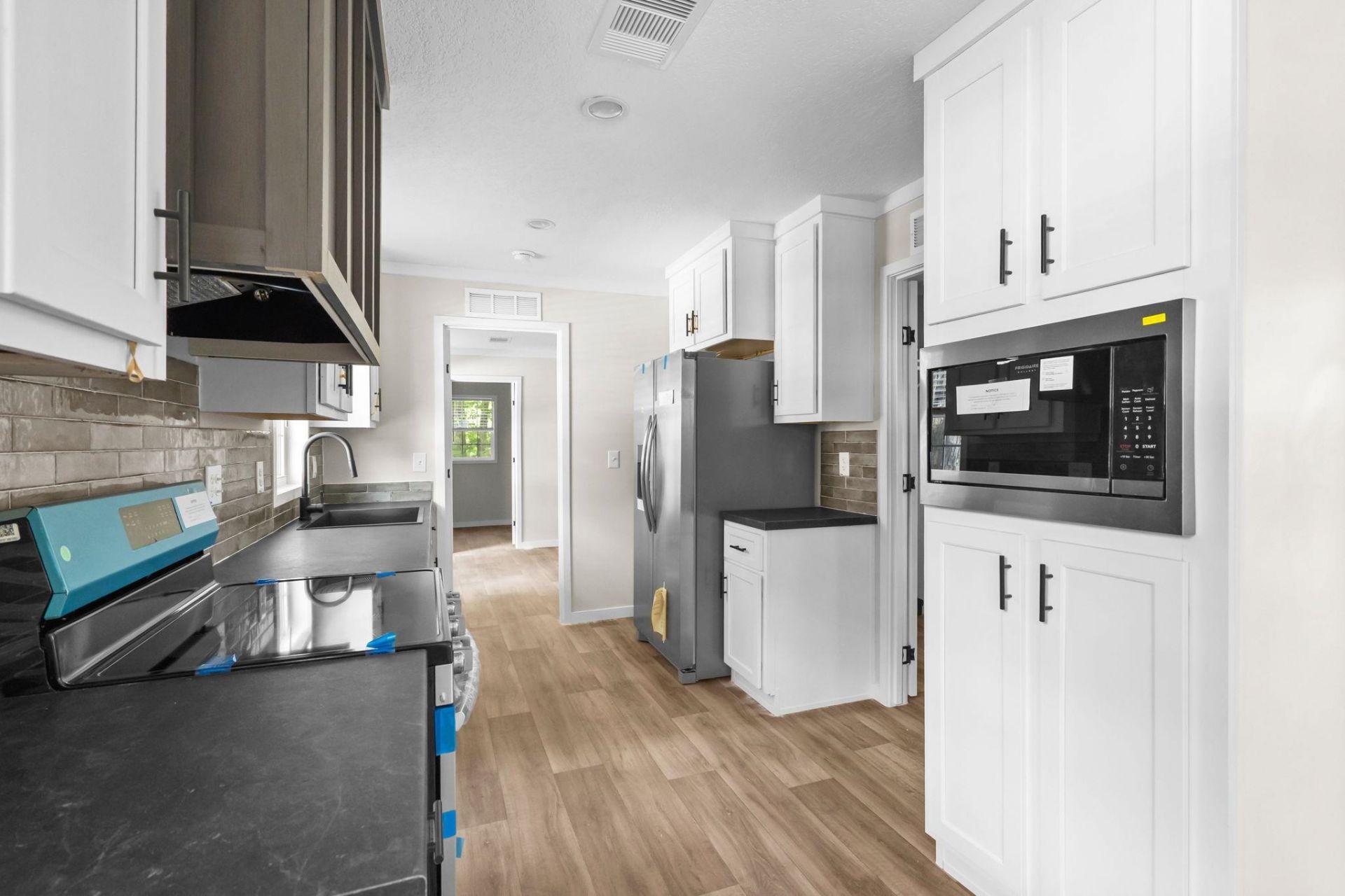 4 Islander Ct.  Photo 10