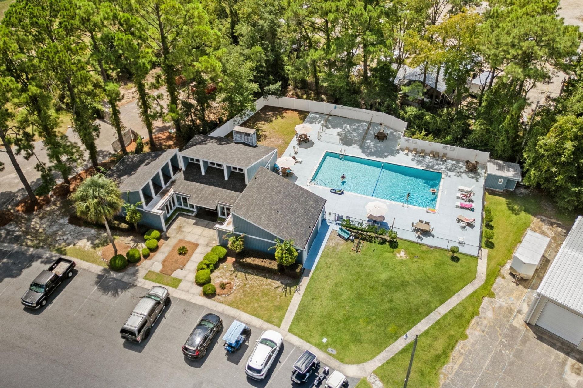 4 Islander Ct.  Photo 39