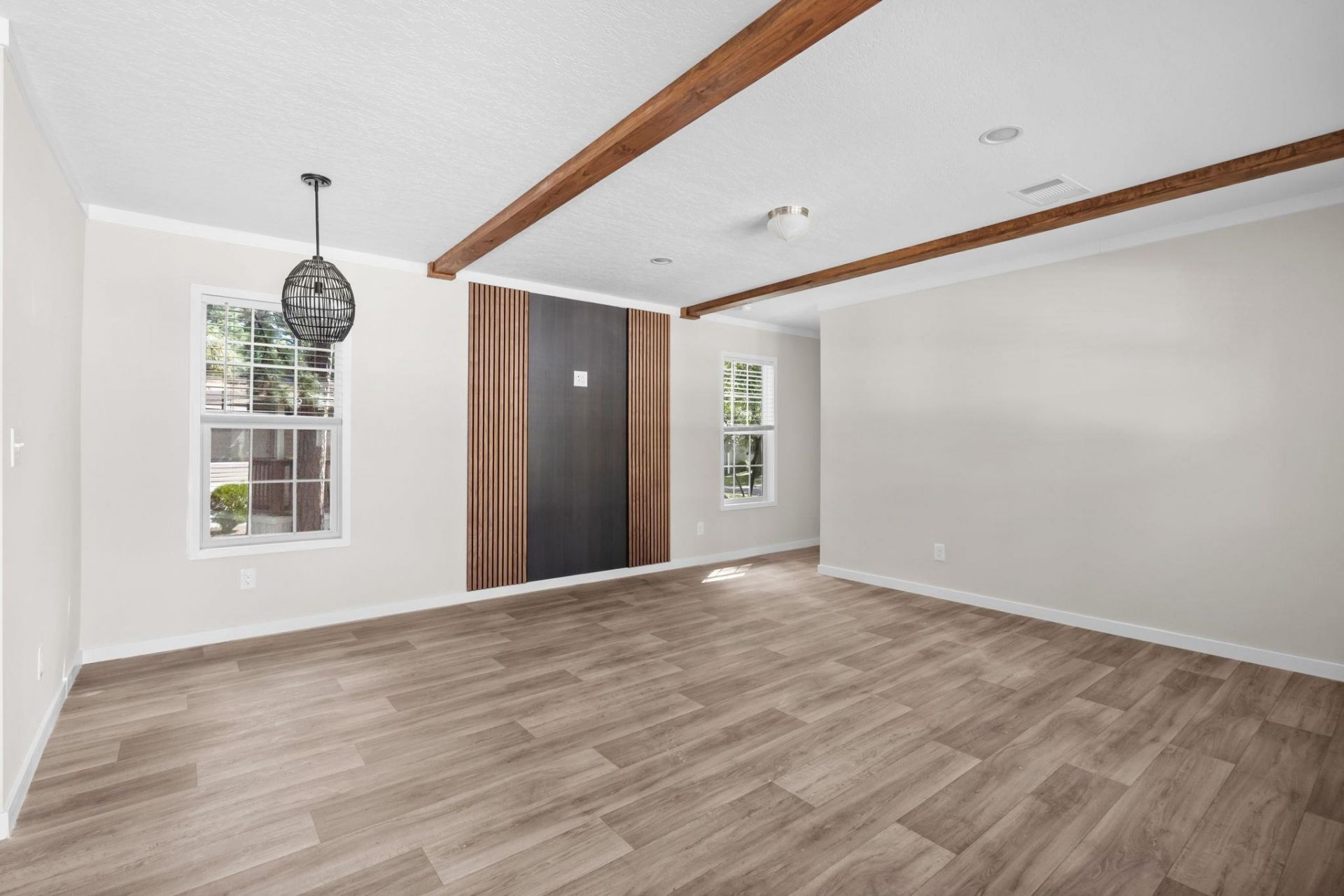 4 Islander Ct.  Photo 4