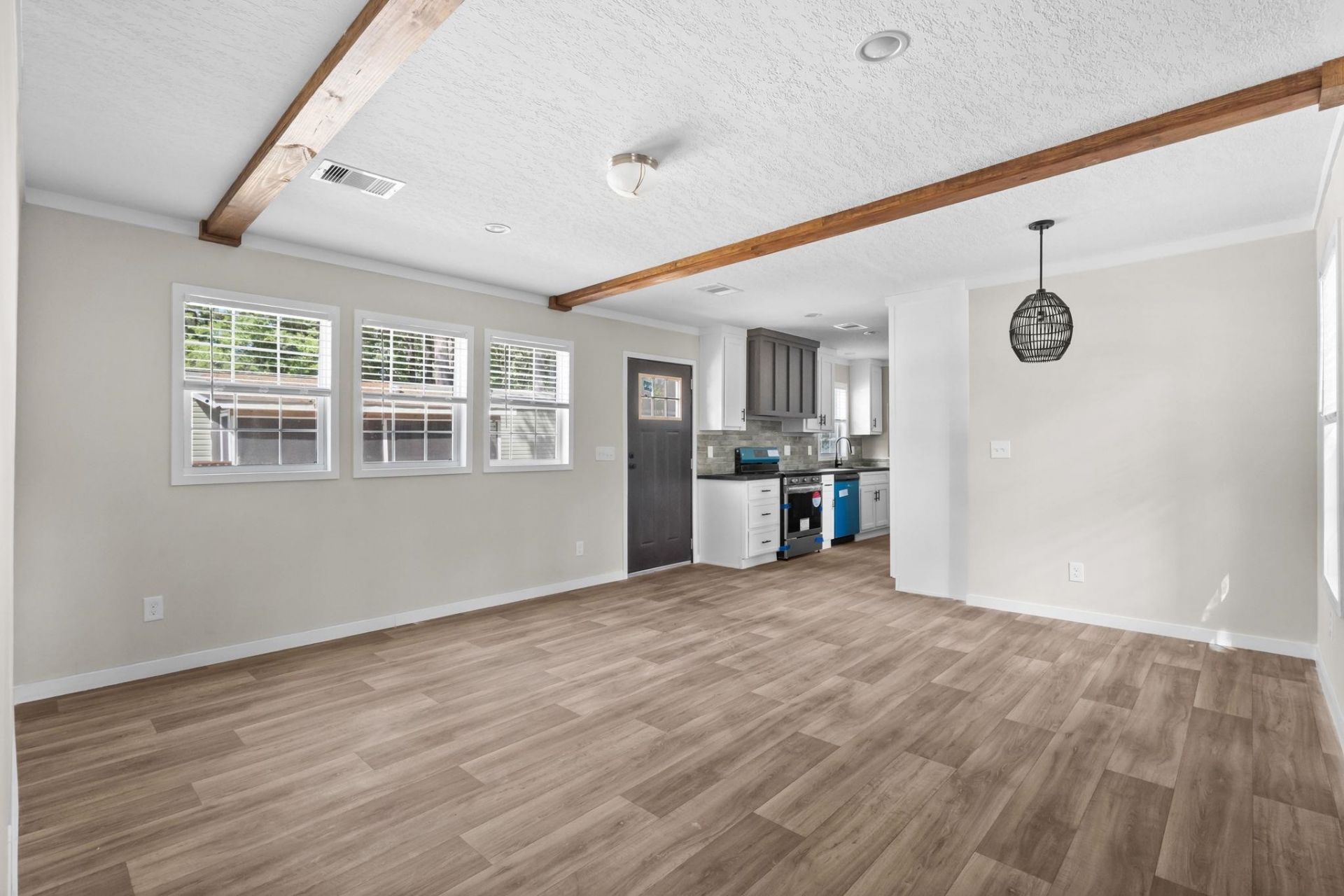 4 Islander Ct.  Photo 6