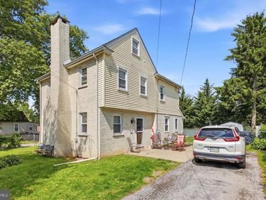 210 3RD AVENUE, NEWTOWN SQUARE, PA 19073