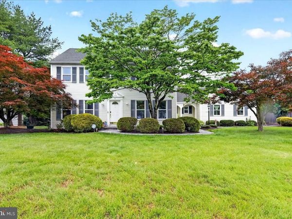 9 PADDOCK, LAWRENCEVILLE, NJ 08648