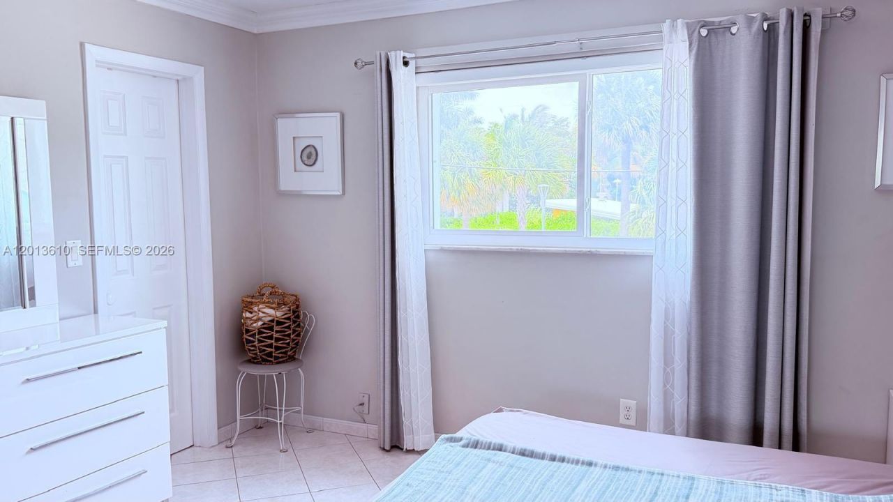 580 Egret Dr , Unit 211, Hallandale Beach, FL 33009 Photo