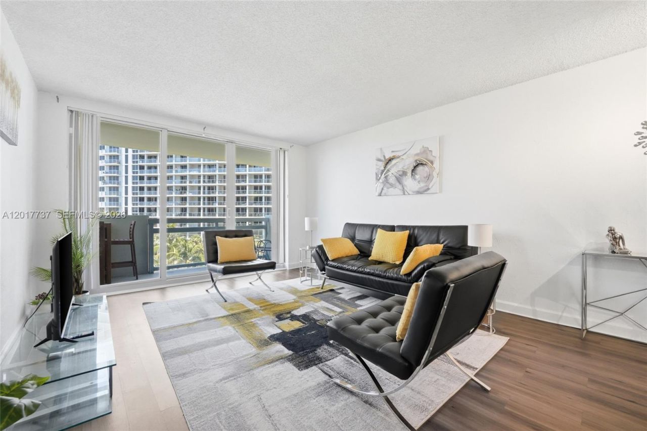 1500 Bay Rd , Unit 666S, Miami Beach, FL 33139 Photo