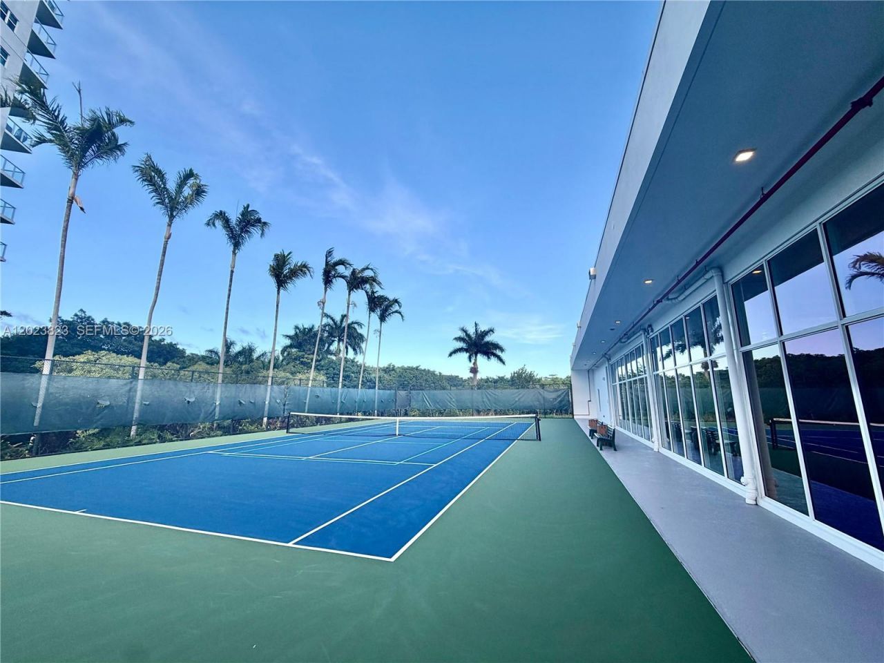 15051 Royal Oaks Ln, Unit 904, North Miami, FL 33181 Photo
