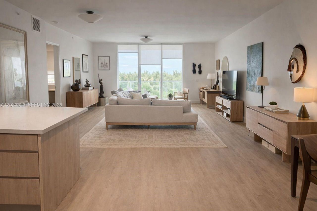 15051 Royal Oaks Ln, Unit 904, North Miami, FL 33181 Photo