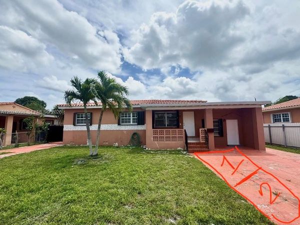 300 E 37th St , Unit Main, Hialeah, FL 33013