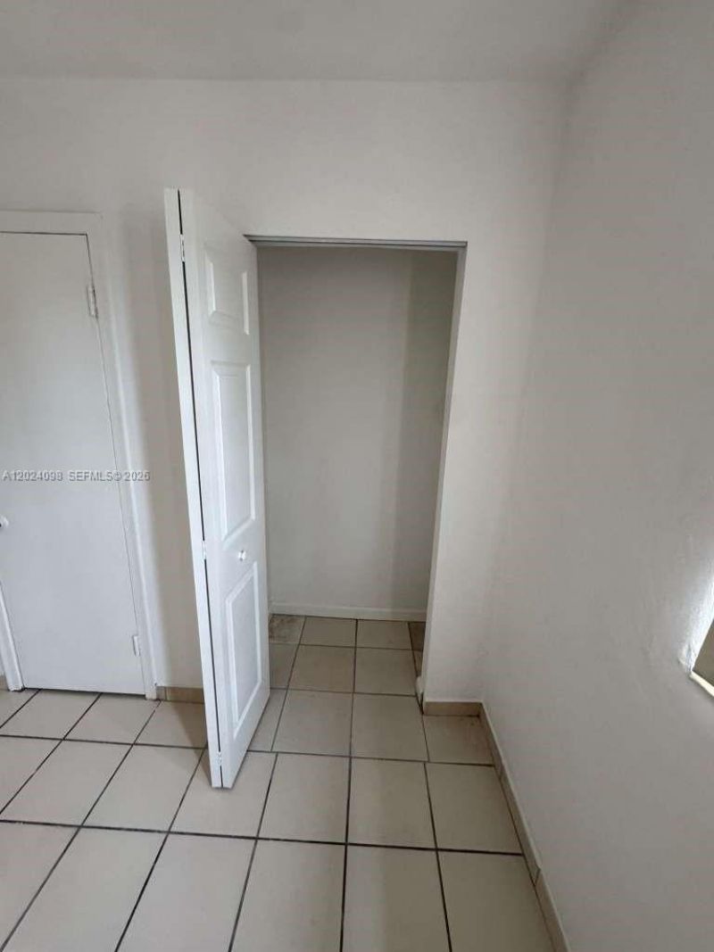 300 E 37th St , Unit Main, Hialeah, FL 33013 Photo