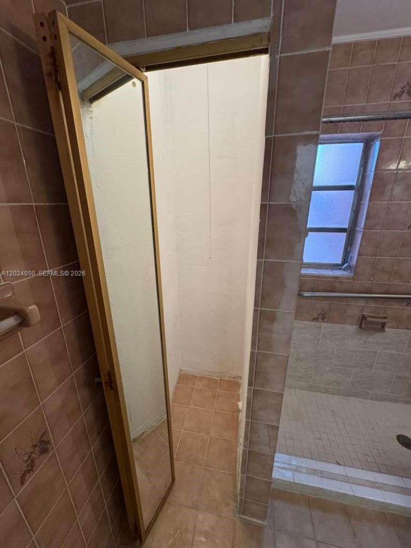 300 E 37th St , Unit Main, Hialeah, FL 33013 Photo