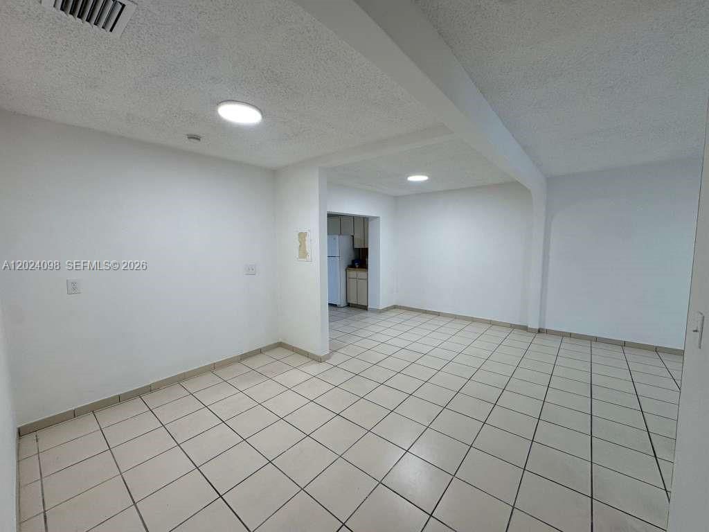 300 E 37th St , Unit Main, Hialeah, FL 33013 Photo