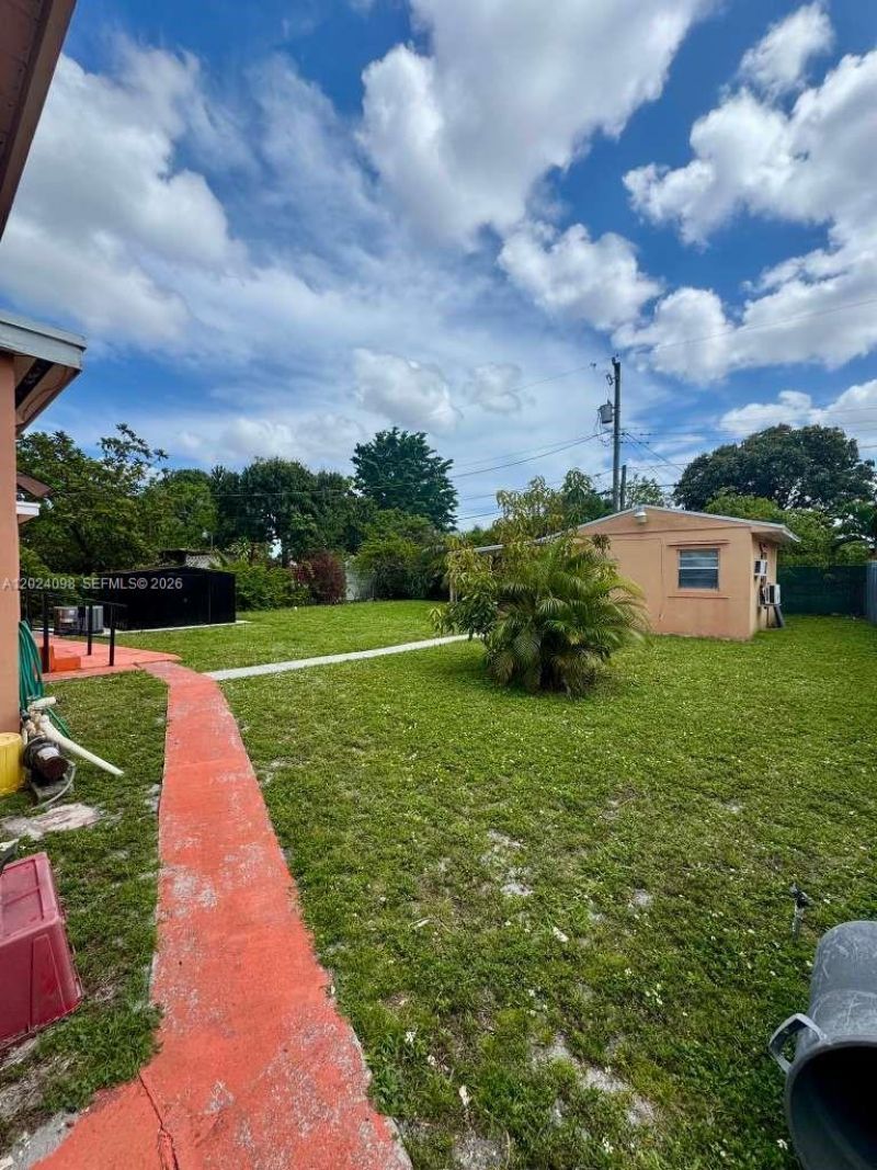 300 E 37th St , Unit Main, Hialeah, FL 33013 Photo