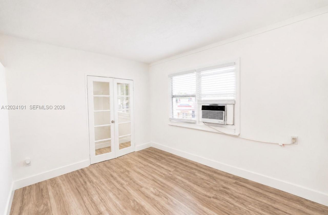 2300 W Flagler St , Unit 04, Miami, FL 33135 Photo