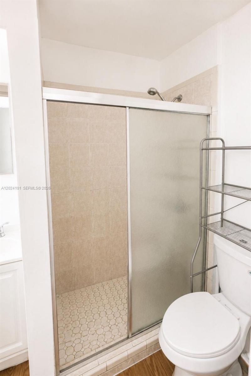 2300 W Flagler St , Unit 04, Miami, FL 33135 Photo