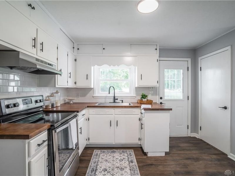 1525 E Peterson Road, Piqua, OH 45356 Photo 7