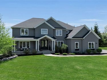 10285 Clarence Center Road, Clarence, NY 14031