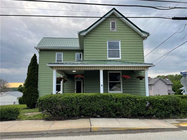 514 E Crawford Ave, Connellsville, PA 15425