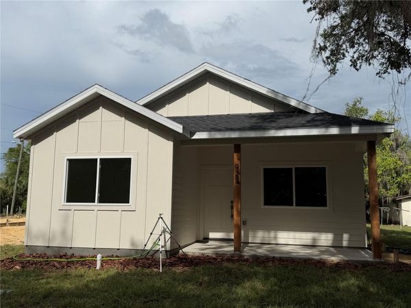 925 NE 17TH DRIVE, GAINESVILLE, FL 32641