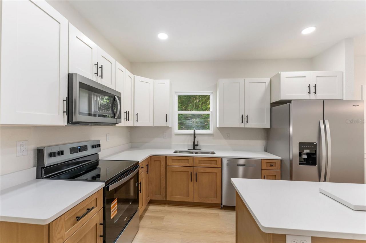 925 NE 17th Drive, Gainesville, FL 32641 Photo