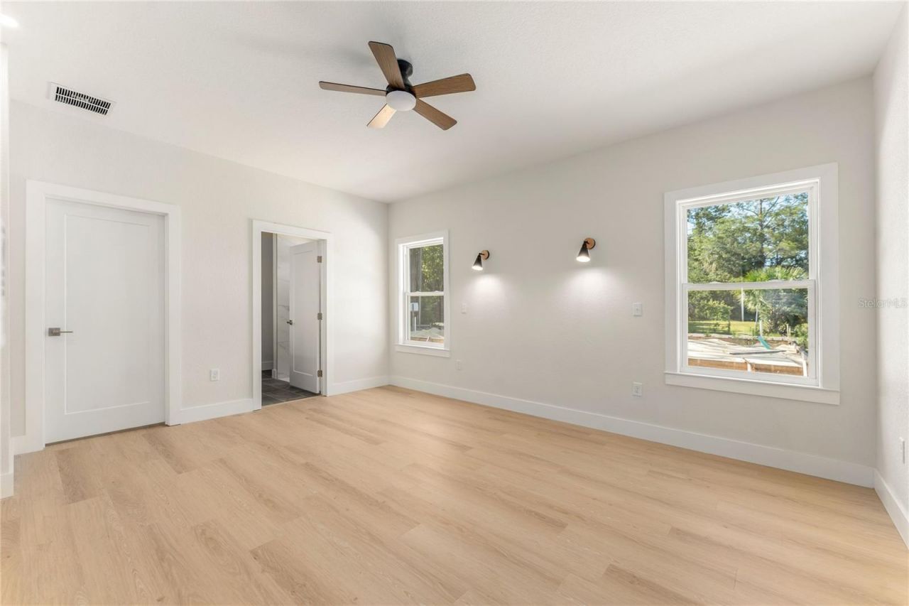 925 NE 17th Drive, Gainesville, FL 32641 Photo