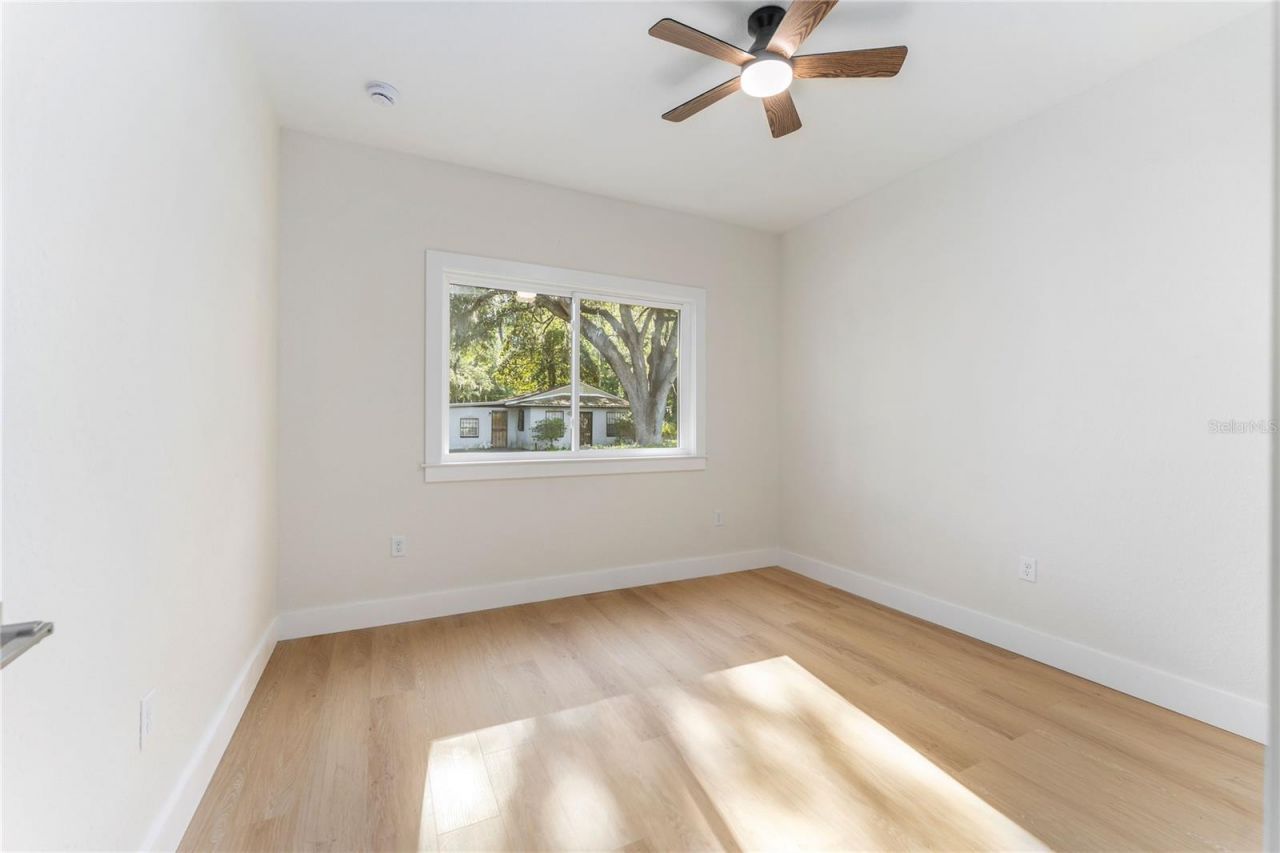 925 NE 17th Drive, Gainesville, FL 32641 Photo