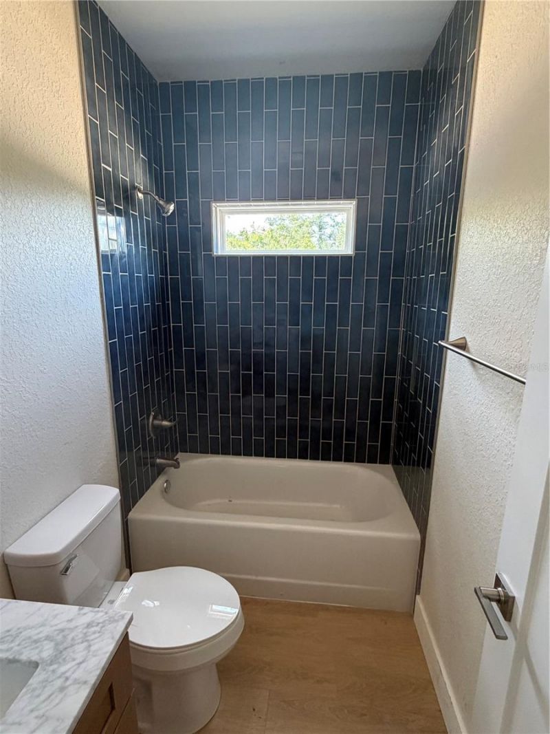 925 NE 17th Drive, Gainesville, FL 32641 Photo