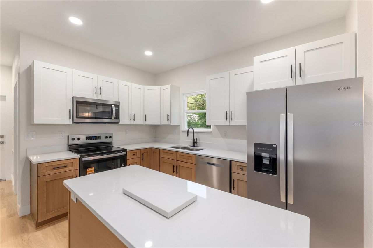 925 NE 17th Drive, Gainesville, FL 32641 Photo