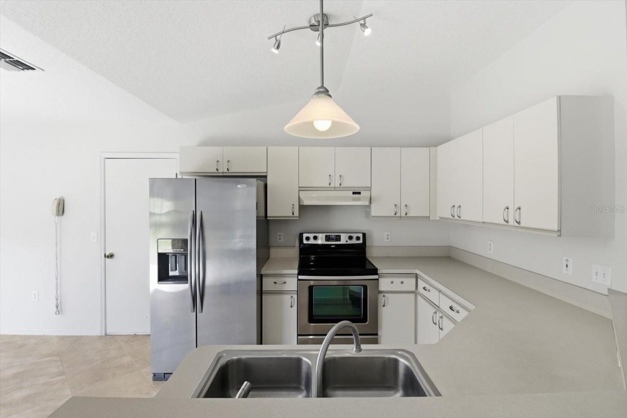 826 W Cockatiel Loop , Hernando, FL 34442 Photo