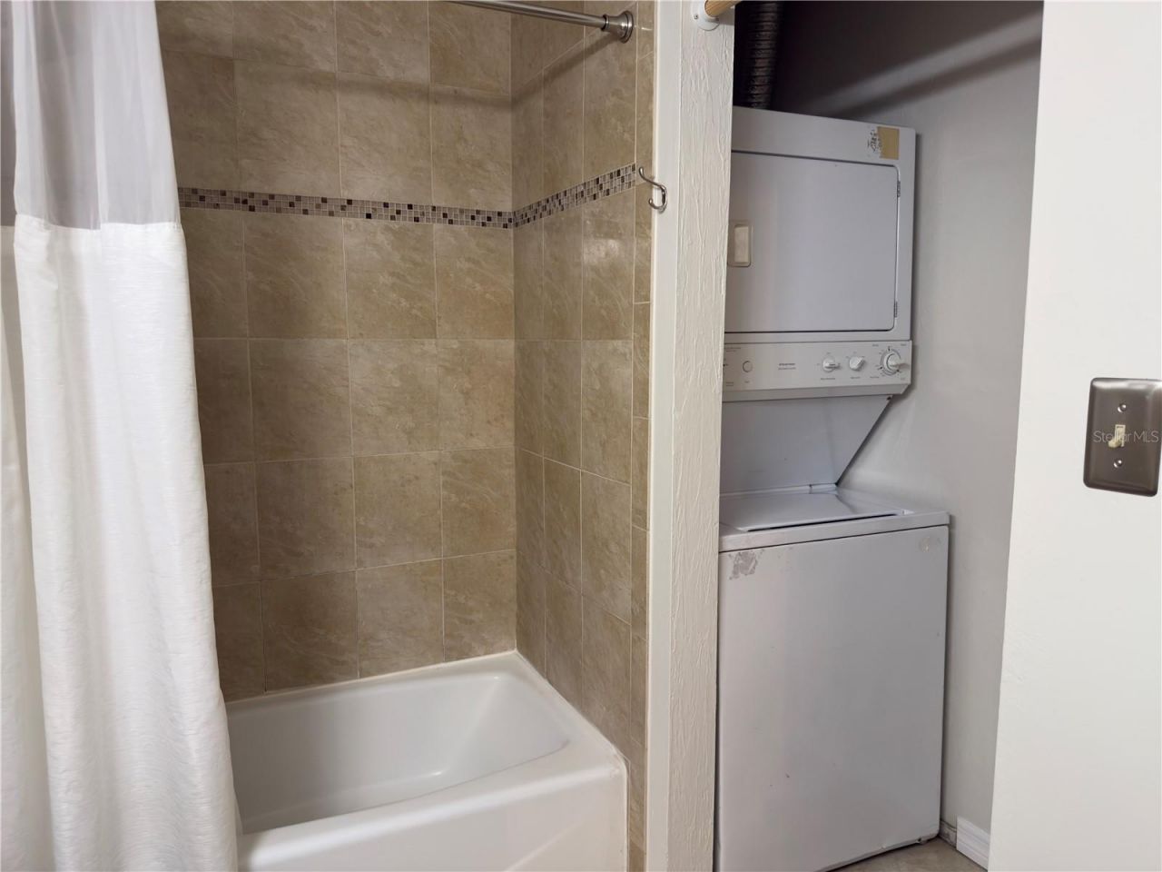 4126 NW 46th Drive, Unit 133, Gainesville, FL 32606 Photo