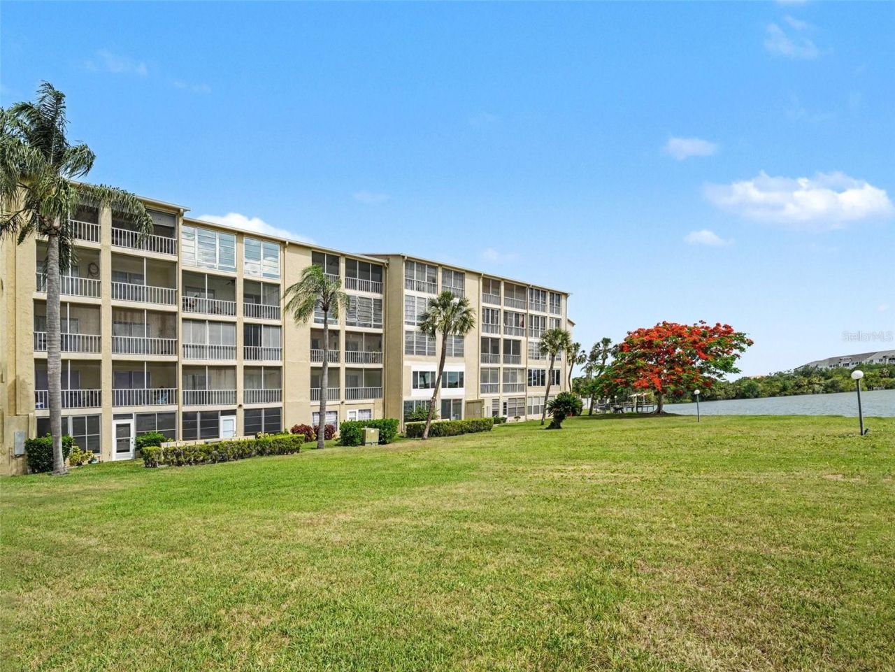 3801 Lake Bayshore Drive, Unit H413, Bradenton, FL 34205 Photo