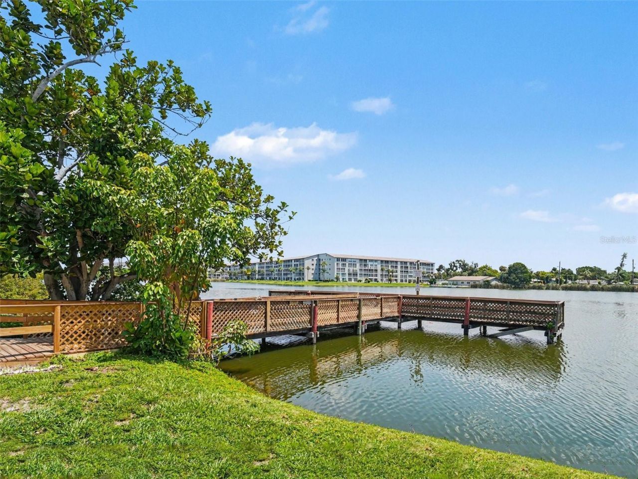 3801 Lake Bayshore Drive, Unit H413, Bradenton, FL 34205 Photo