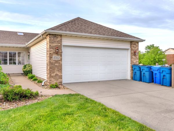 1742 Dogwood Drive, Crown Point, IN 46307
