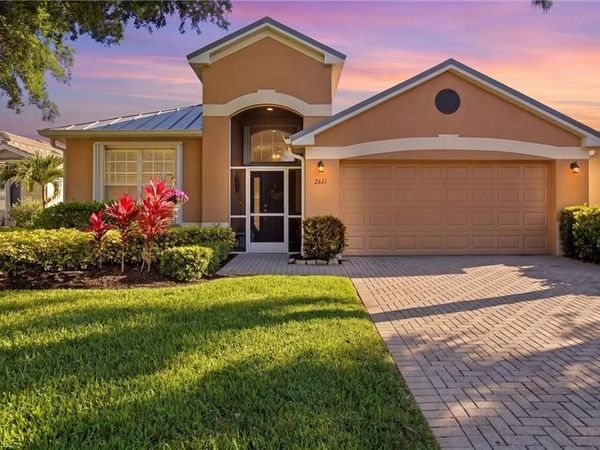 2621 Brightside CT , CAPE CORAL, FL 33991