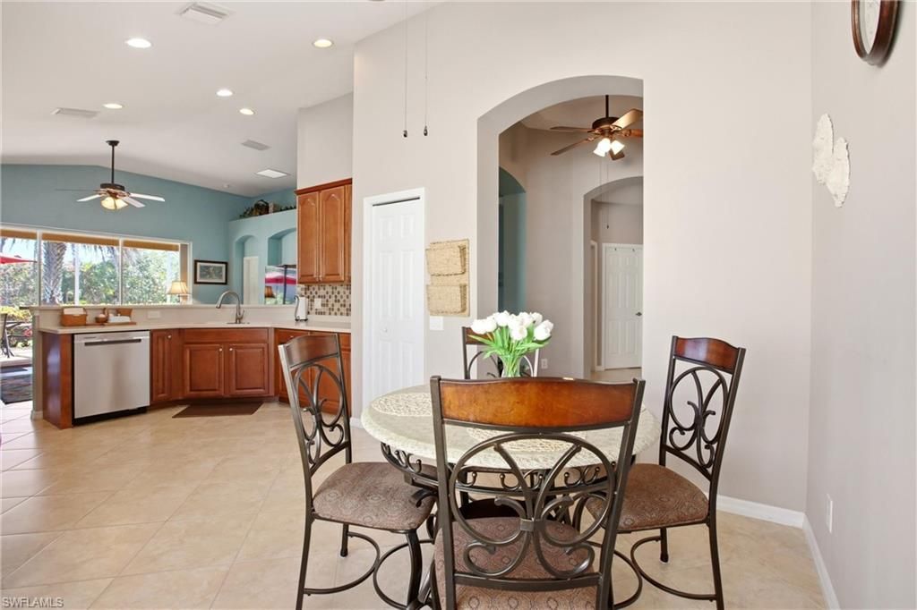 2621 Brightside Ct, Cape Coral, FL 33991 Photo
