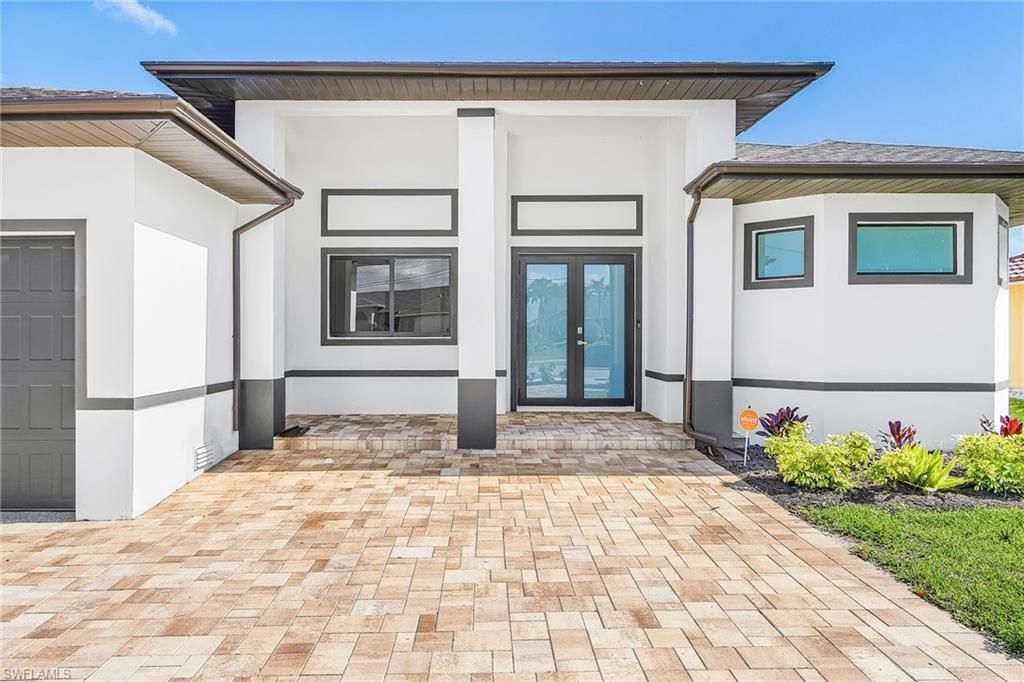 939 Mohawk Pkwy, Cape Coral, FL 33914 Photo