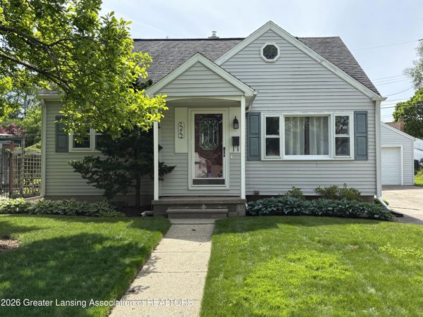 2222 Fairfax Road, Lansing, MI 48910