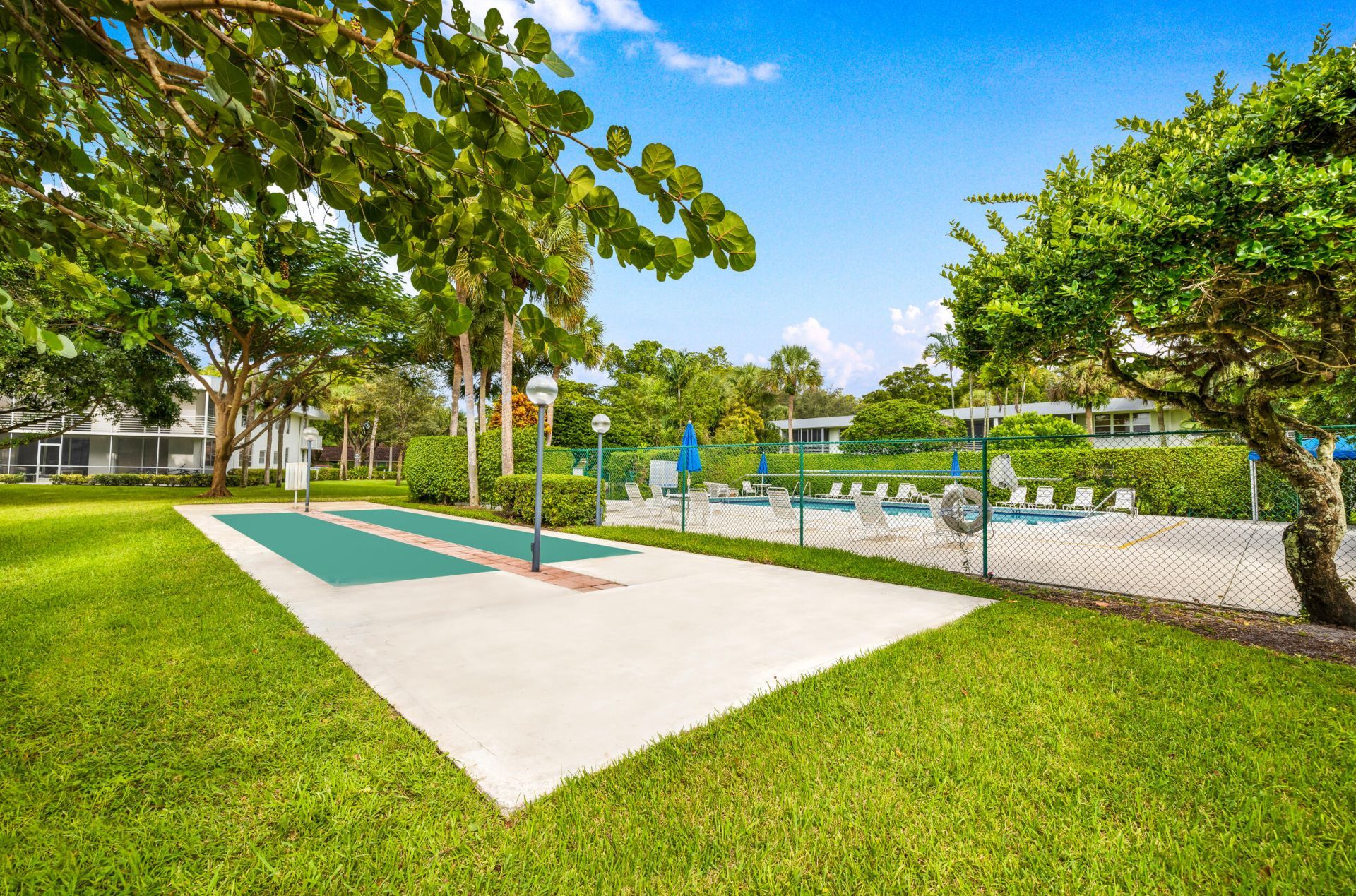 4200 Oaks Terrace, Unit 104, Pompano Beach, FL 33069 Photo