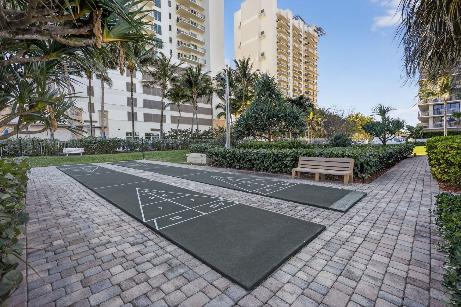 3400 N Ocean Drive, Unit 1406, Singer Island, FL 33404 Photo