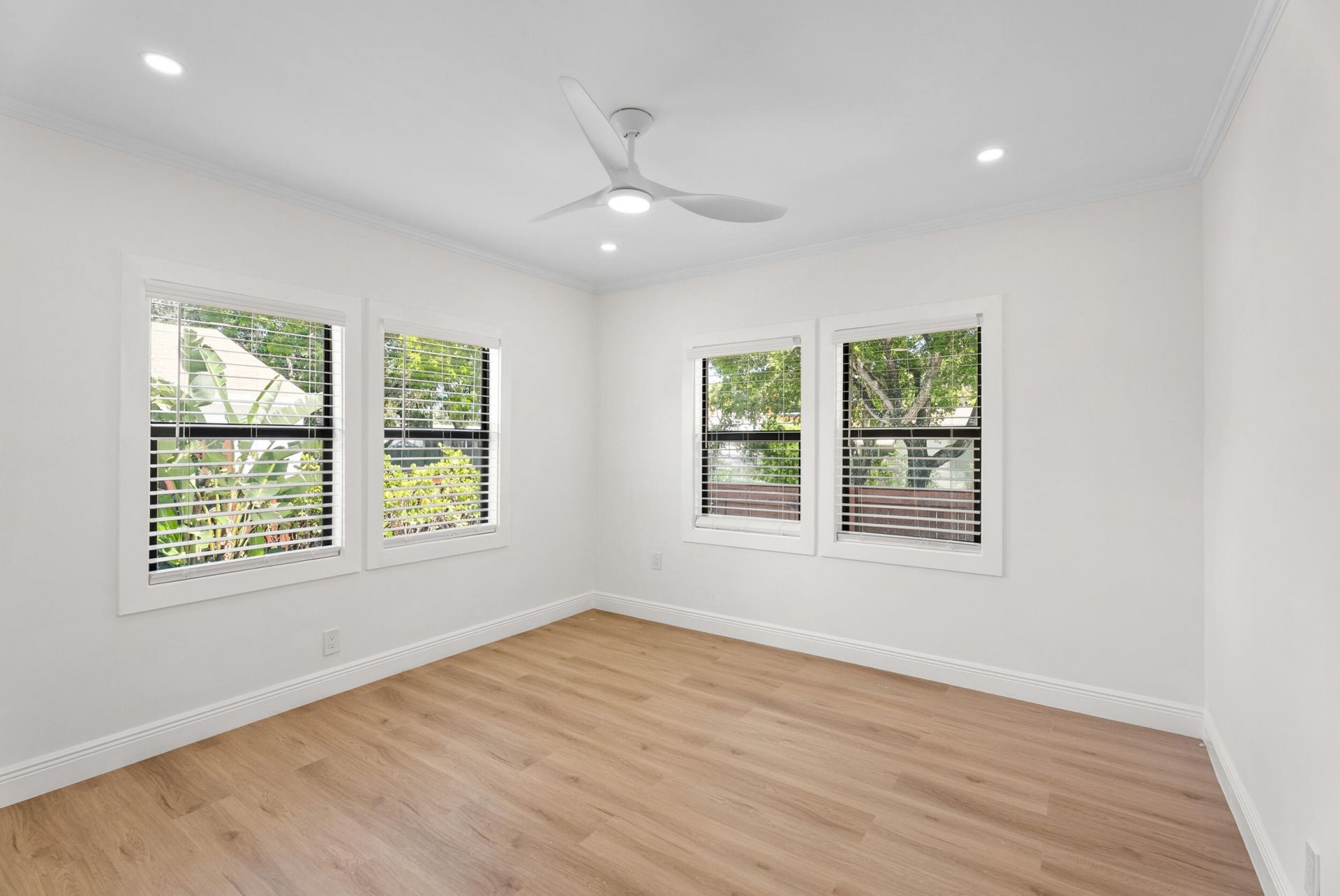 517 55th Street, West Palm Beach, FL 33407 Photo