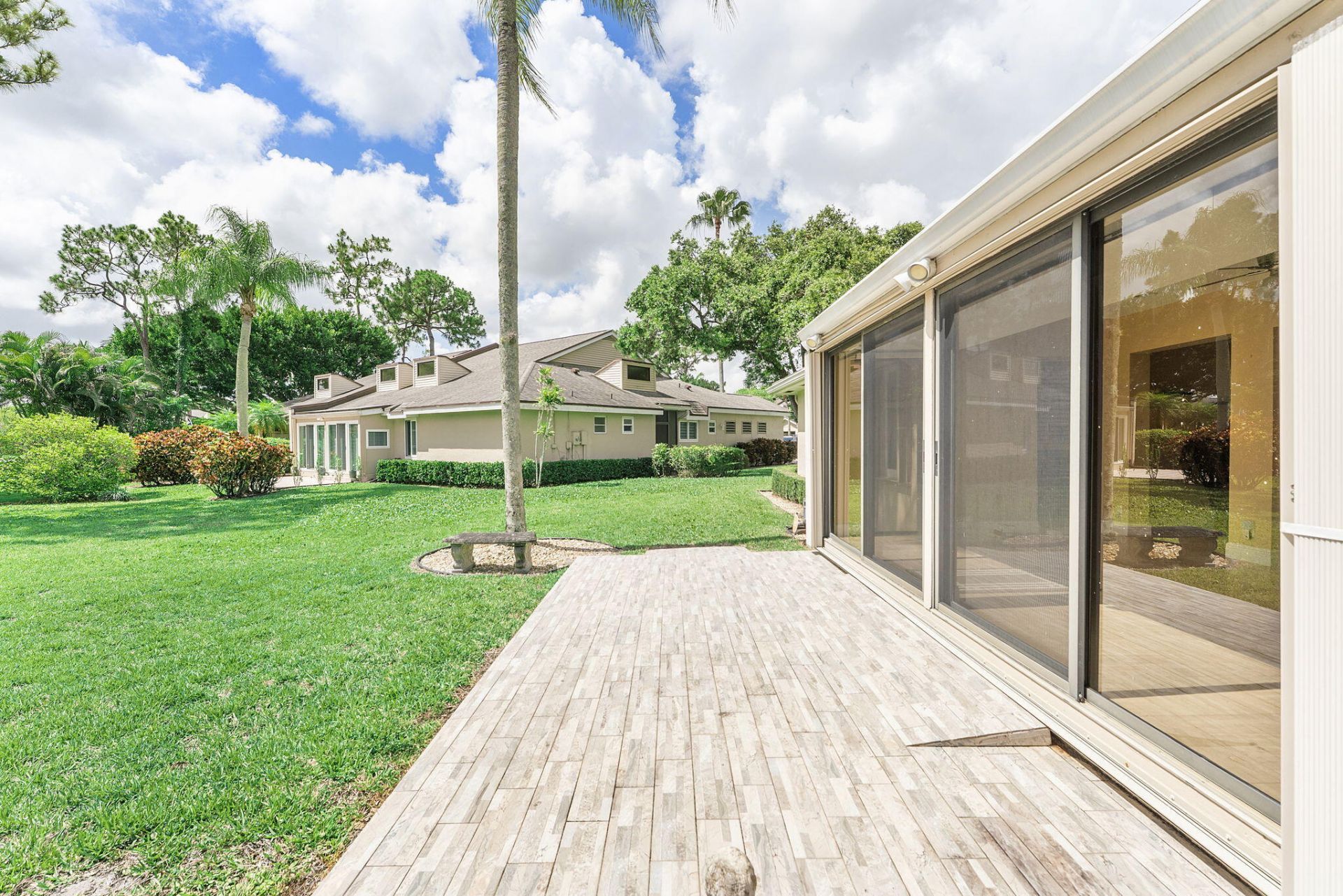 6845 Fountains Circle, Lake Worth, FL 33467 Photo