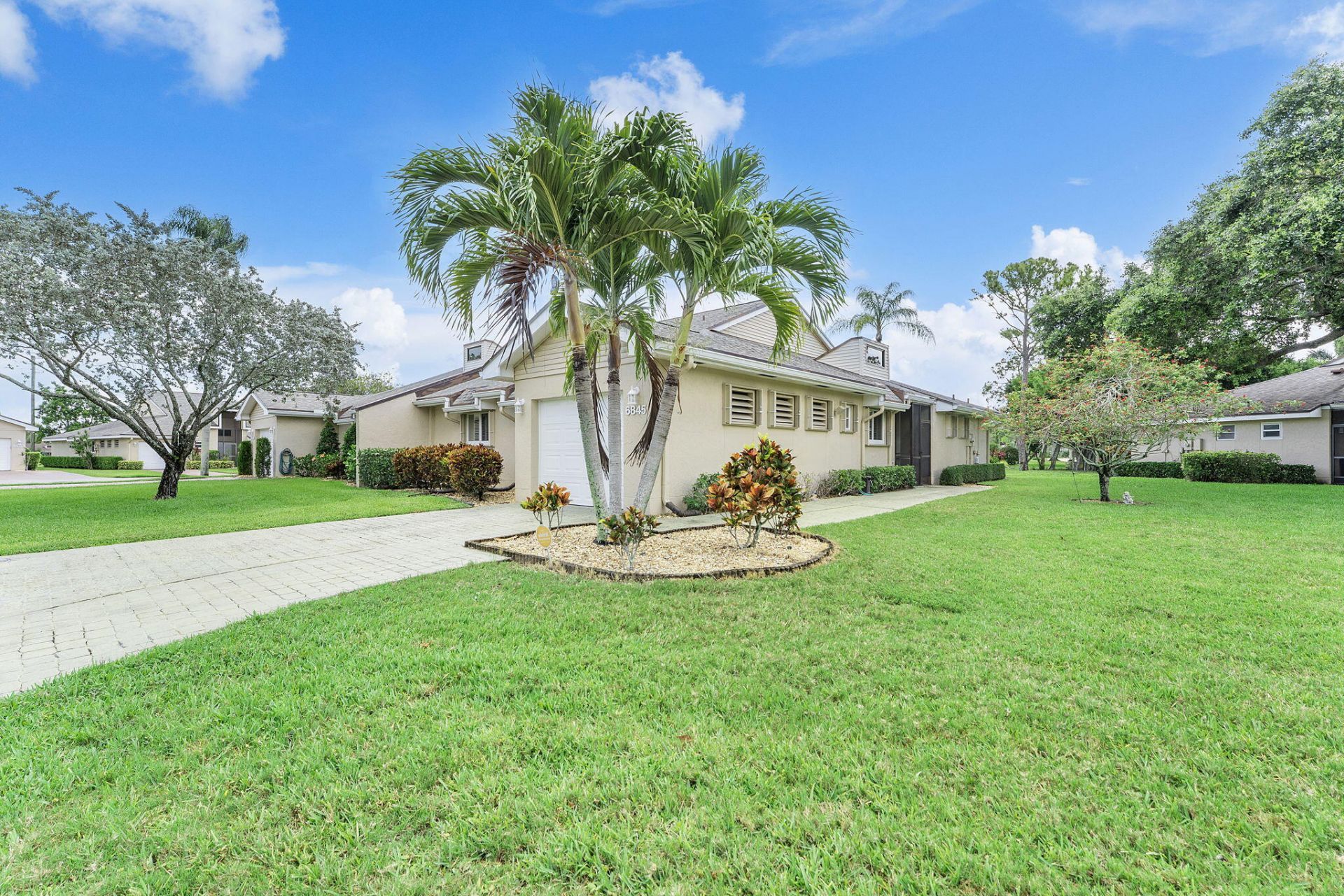 6845 Fountains Circle, Lake Worth, FL 33467 Photo
