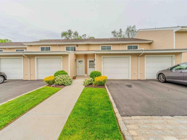 2355 Pershing Boulevard, Unit 704, Baldwin, NY 11510