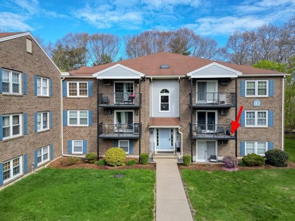610 South Franklin St, Unit F101, Holbrook, MA 02343