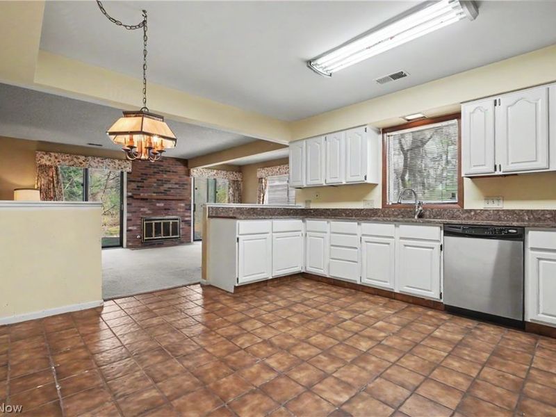 624 Hampton Ridge Drive , Akron, OH 44313 Photo 14
