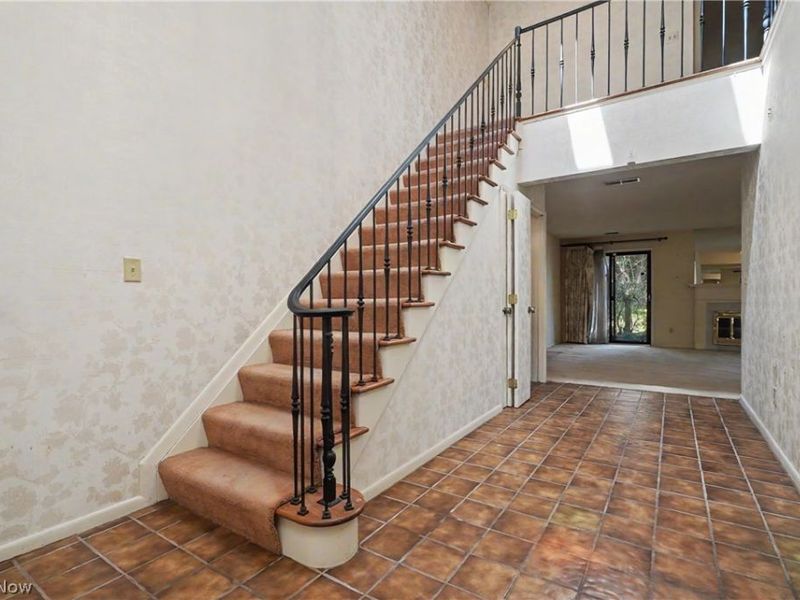 624 Hampton Ridge Drive , Akron, OH 44313 Photo 5