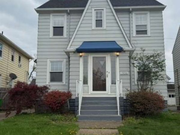 10006 Plymouth Avenue , Garfield Heights, OH 44125