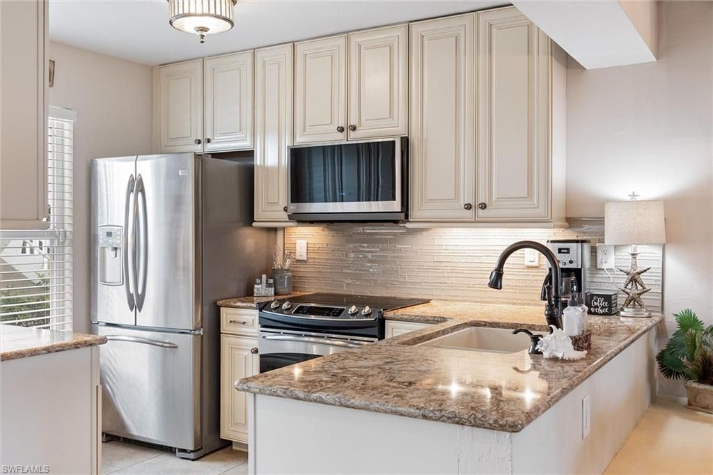 1375 Mainsail Dr, Unit 1702, Naples, FL 34114 Photo