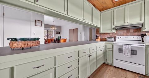 2412 Almanor Drive West, Lake Almanor, CA 95923 Photo