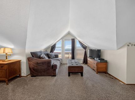2412 Almanor Drive West, Lake Almanor, CA 95923 Photo