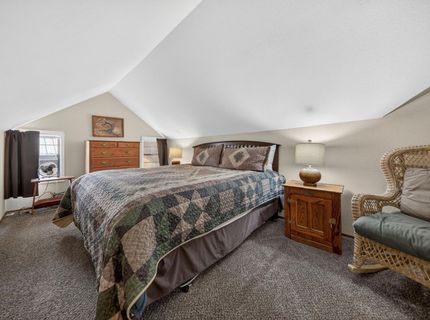 2412 Almanor Drive West, Lake Almanor, CA 95923 Photo